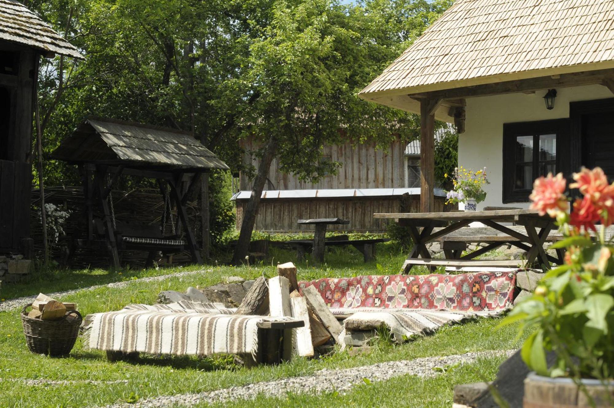 The Village Pension Breb Zewnętrze zdjęcie