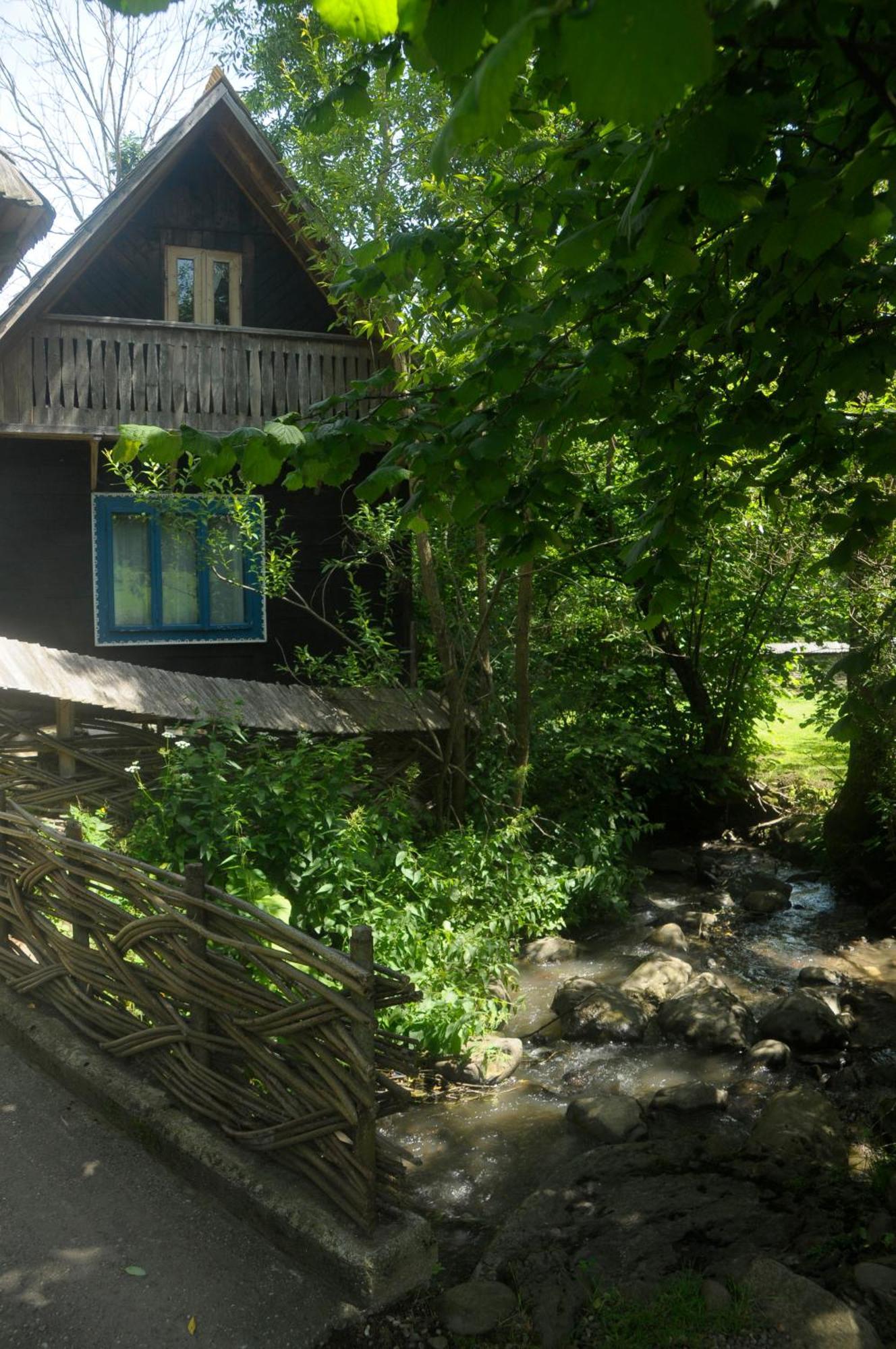 The Village Pension Breb Zewnętrze zdjęcie