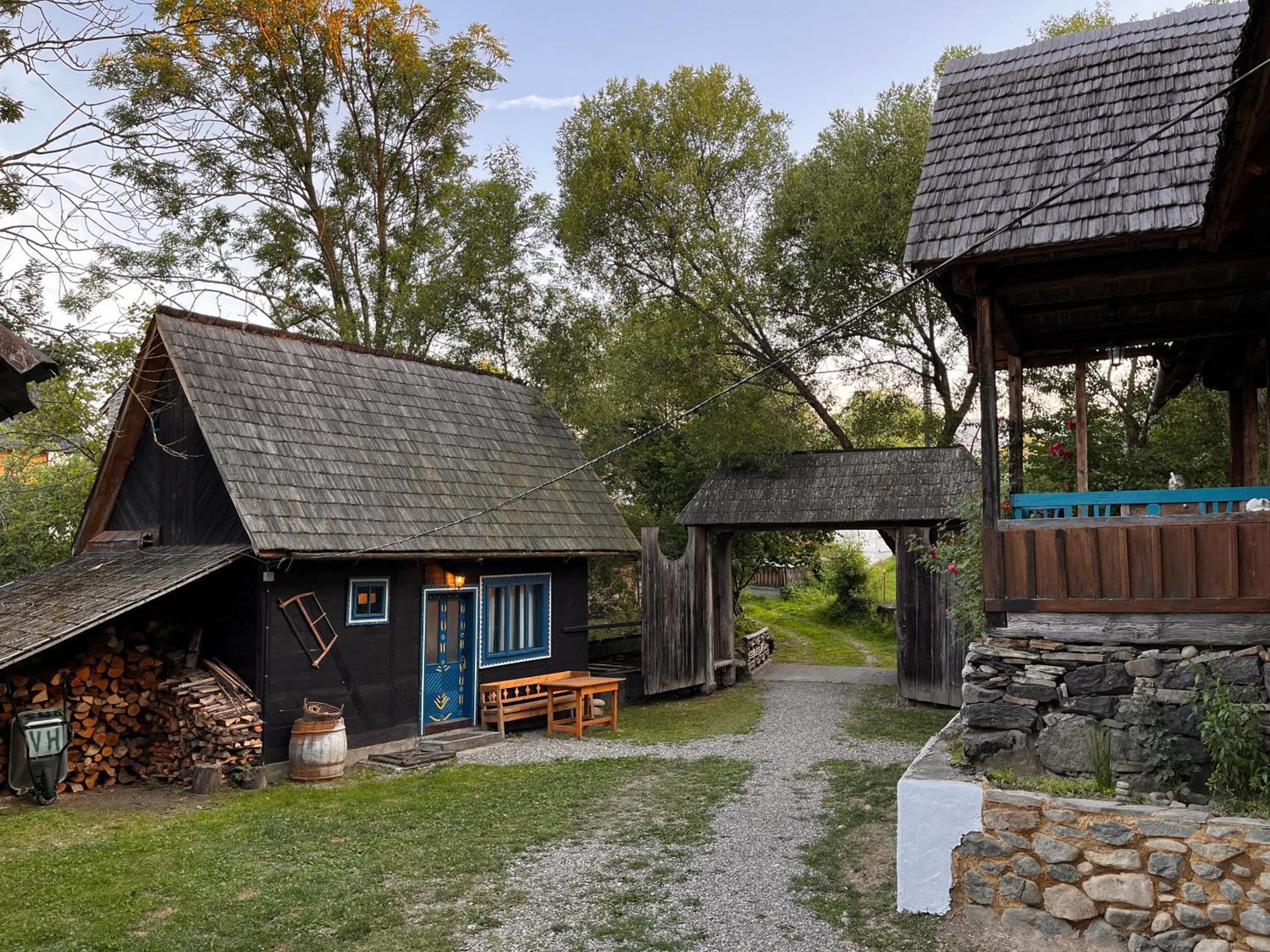 The Village Pension Breb Zewnętrze zdjęcie
