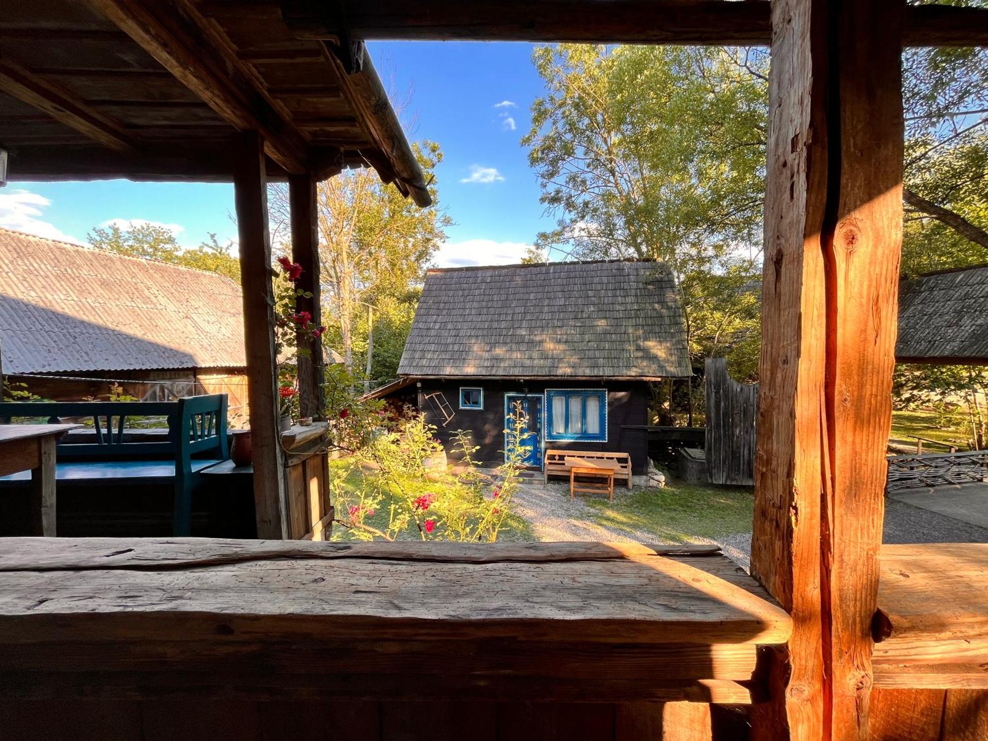 The Village Pension Breb Zewnętrze zdjęcie