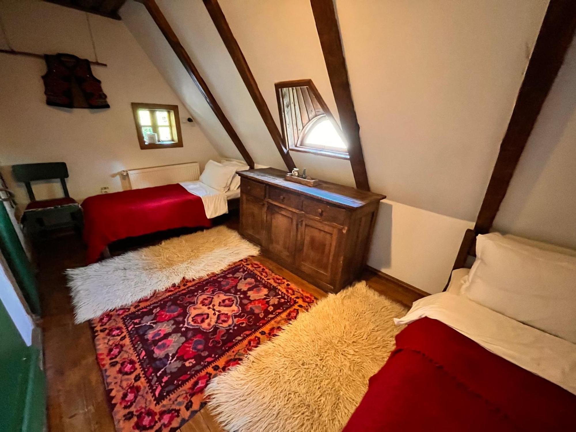 The Village Pension Breb Zewnętrze zdjęcie