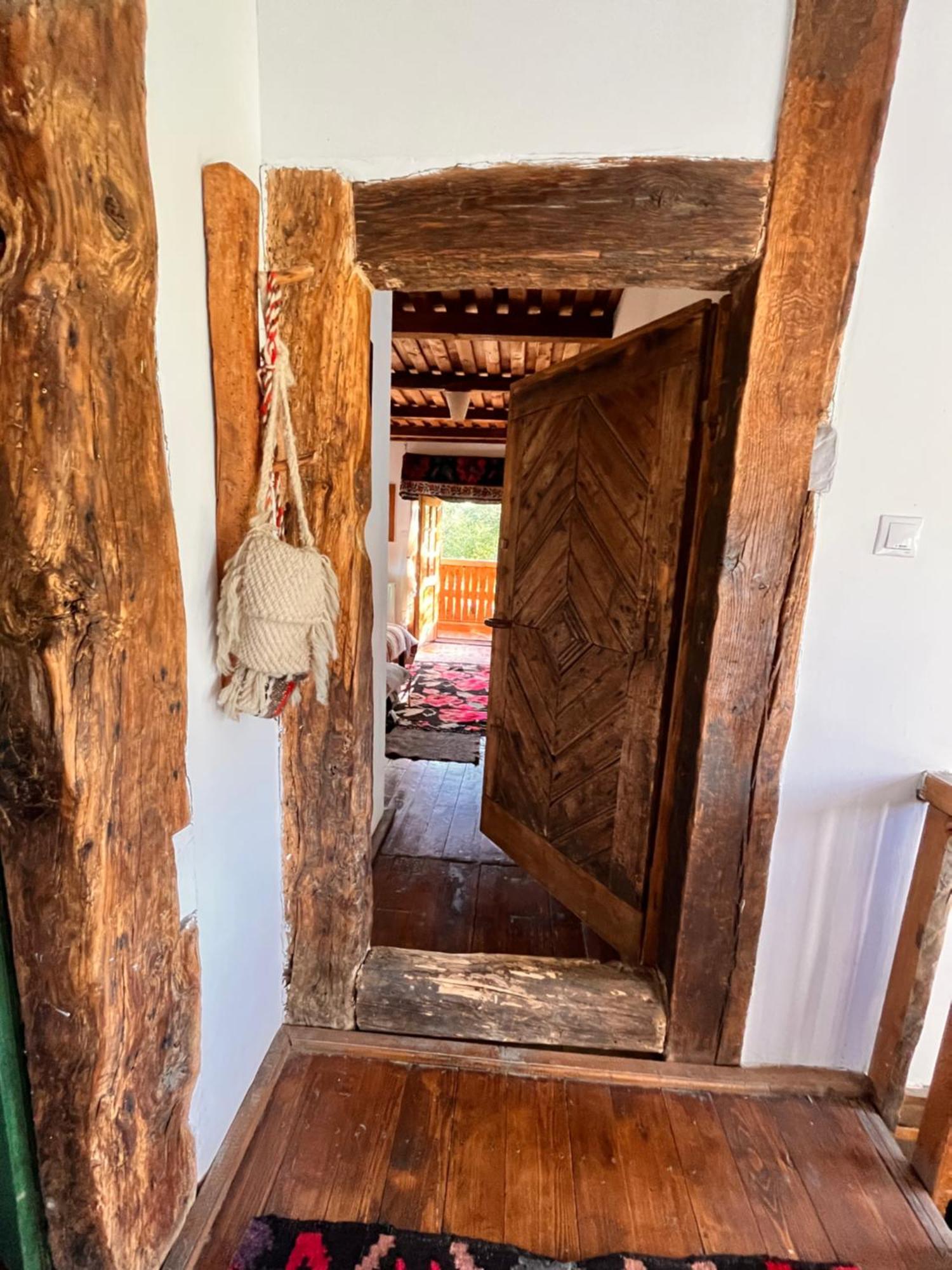 The Village Pension Breb Zewnętrze zdjęcie