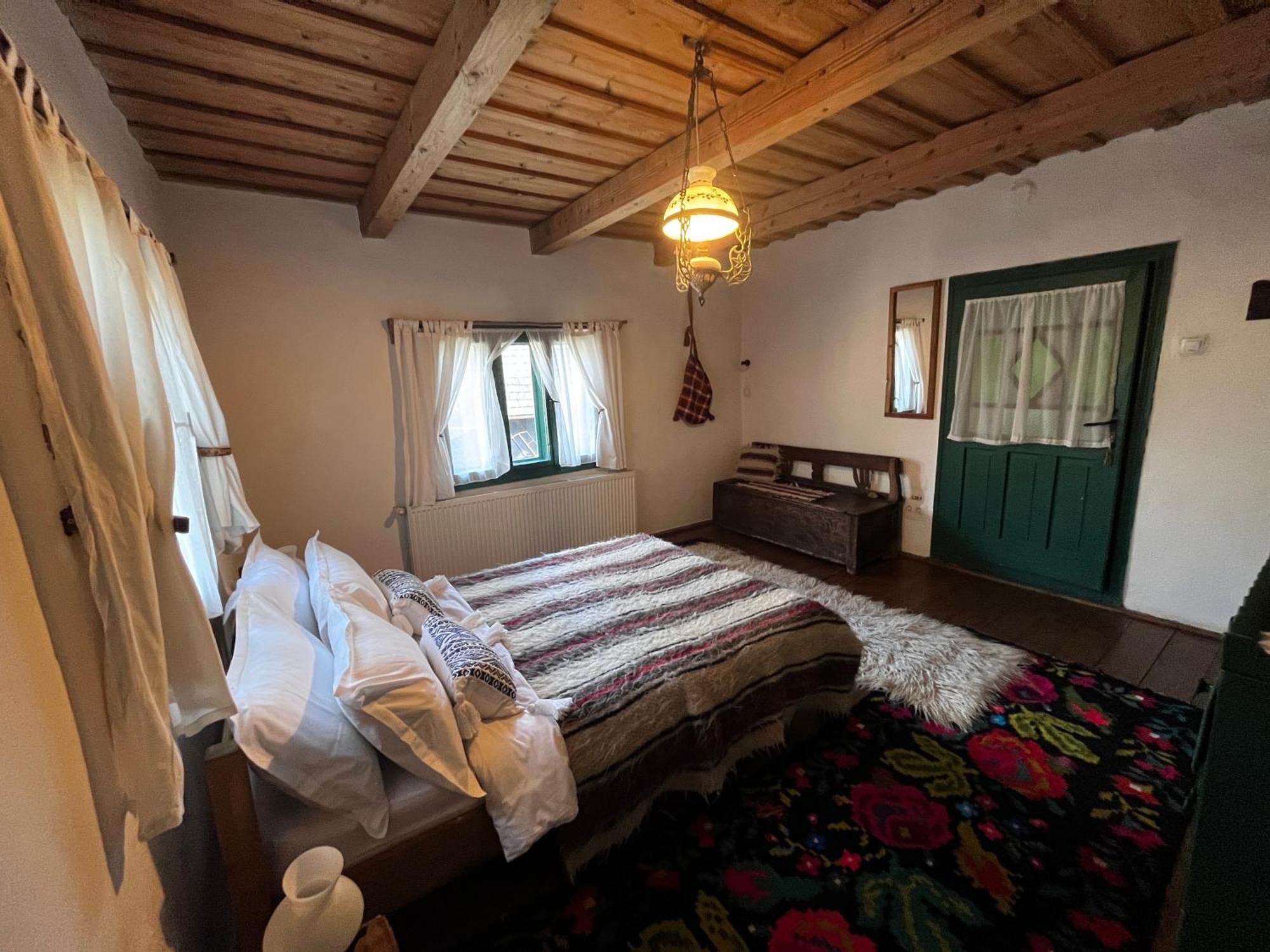 The Village Pension Breb Zewnętrze zdjęcie